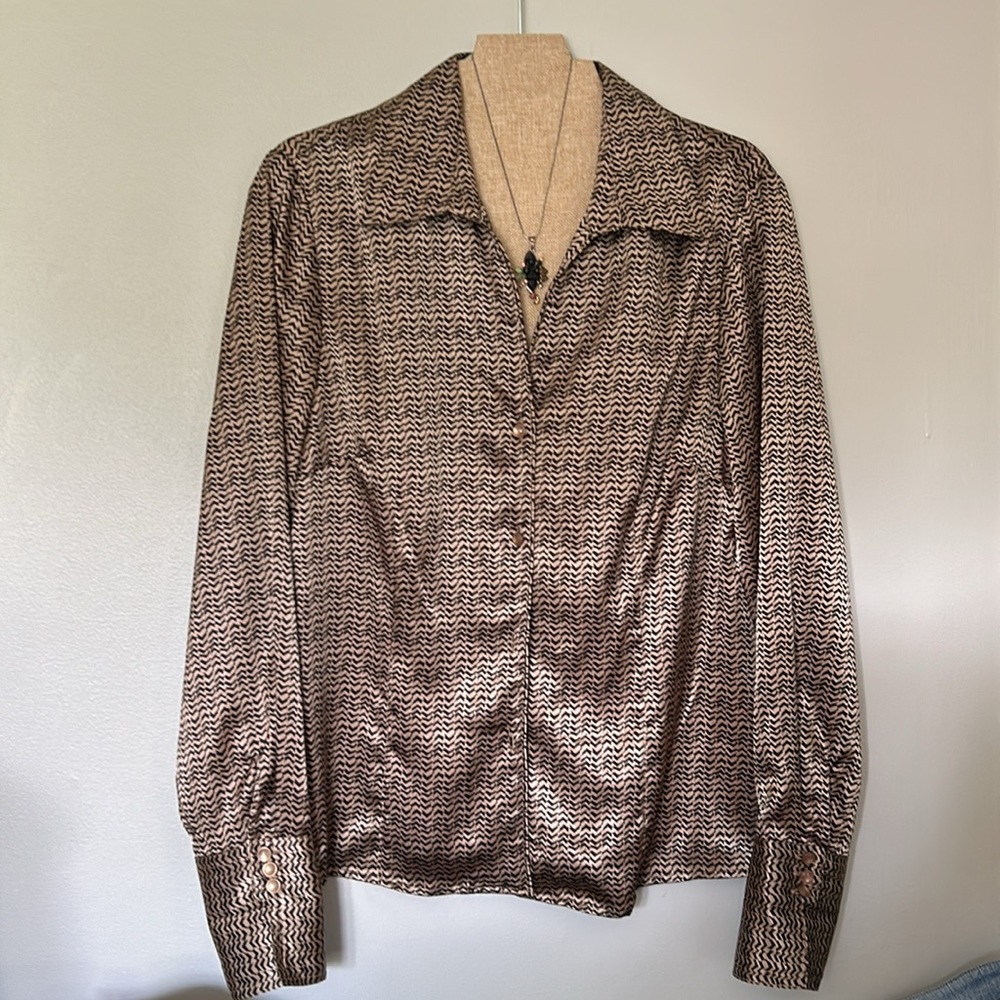 JONES WEAR Vtg Gold and Black Fitted Stretch Blouse size 14